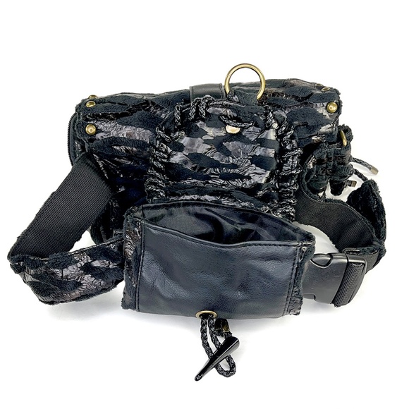 Tornado Mart Vintage Black Stamped Faux Fur/Leather Double Fanny Pack from Japan - Picture 6 of 7